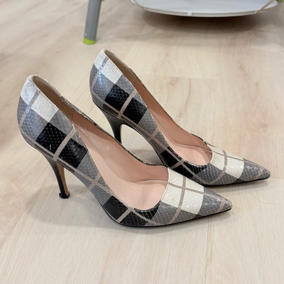 Kate Spade Heels Plaid Tartan Neutral Exotic size 8 women’s black grey white - Picture 1 of 6